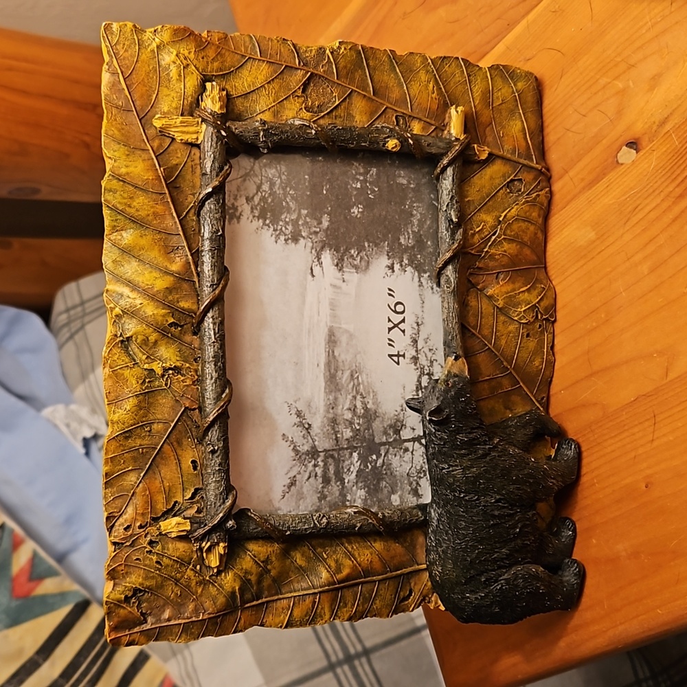 Rustic black bear Ceramic resin picture frame